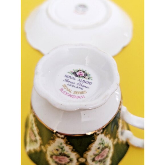 Royal Albert Bone China Cup & Saucer Royal Series "Buckingham" 1970's - Picture 11 of 13